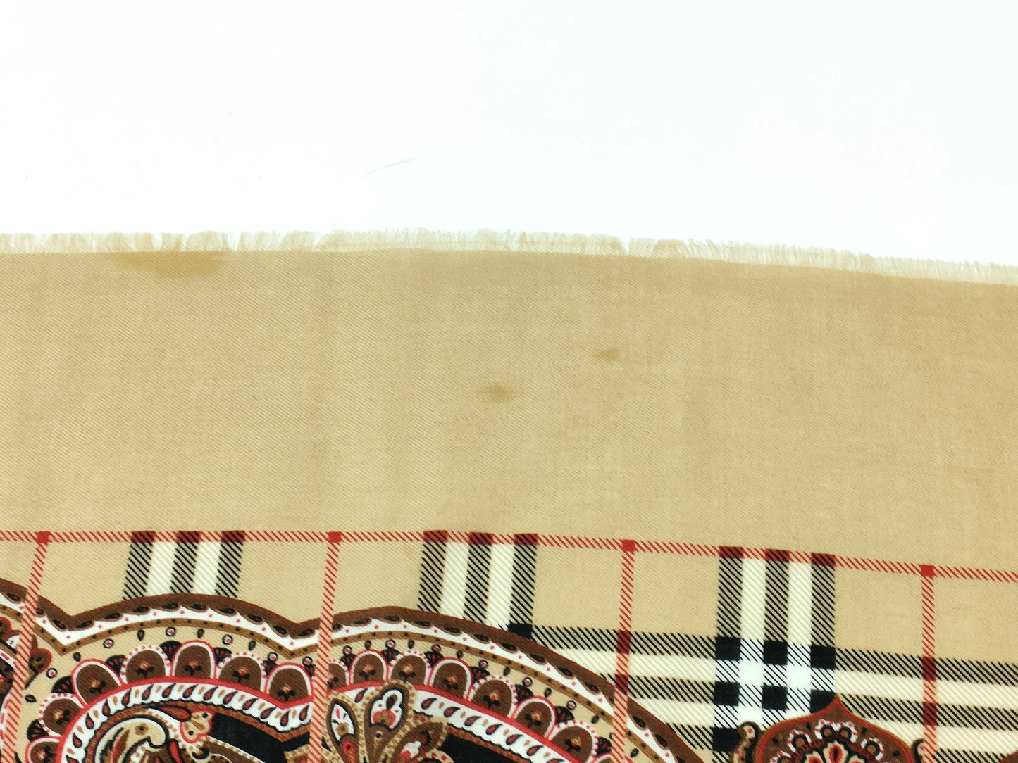 BURBERRY Scarf Beige Scarf