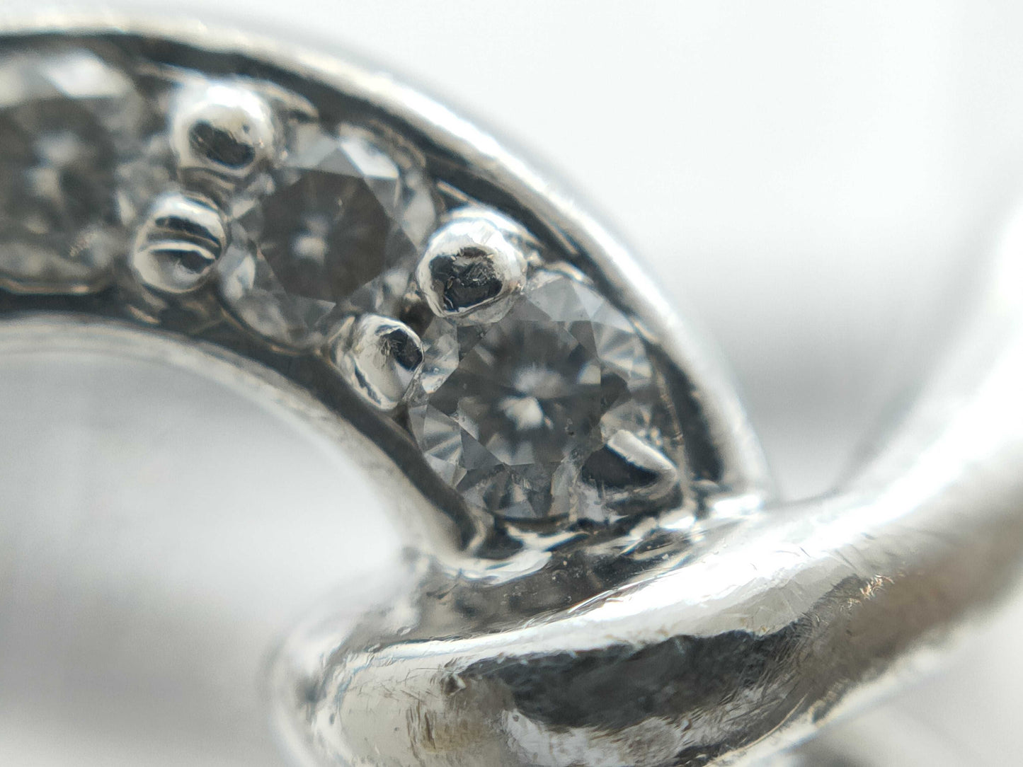 RUGIADA Diamond 750 7.2g Ring