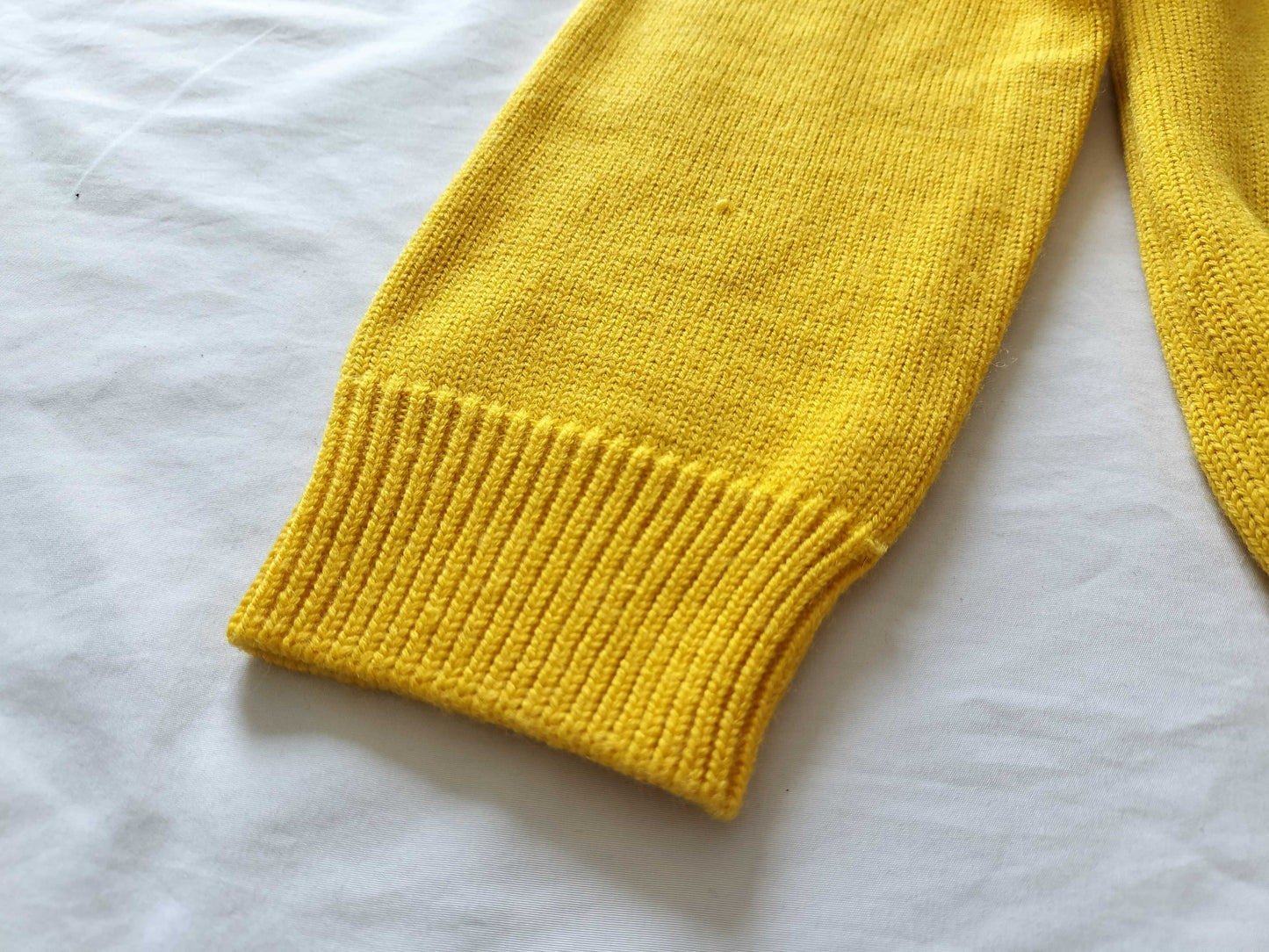(10462_0162) GUCCI Doraemon Collaboration Knit Tops