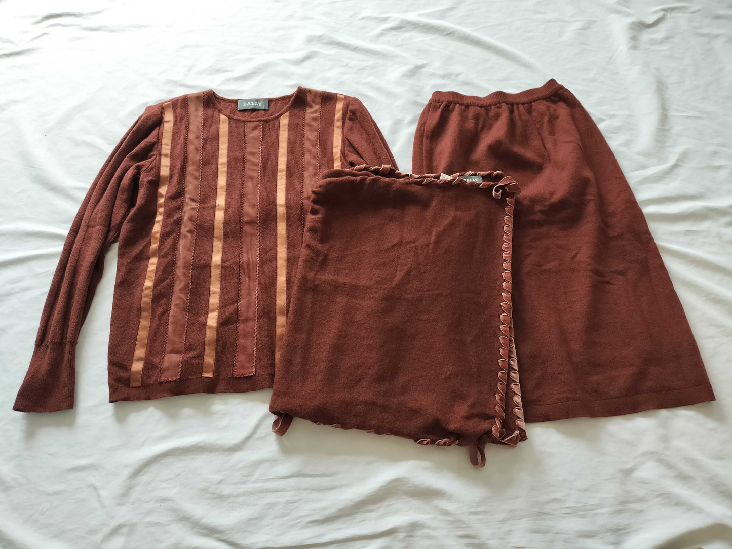 (10462_0246) BALLY Women's Setup Gold Buttons Other Apparel
