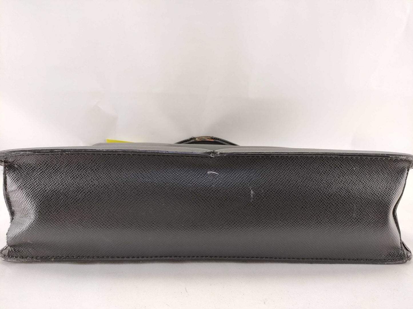 (10463_0040) LOUIS VUITTON Taiga Business Bag Business Bag