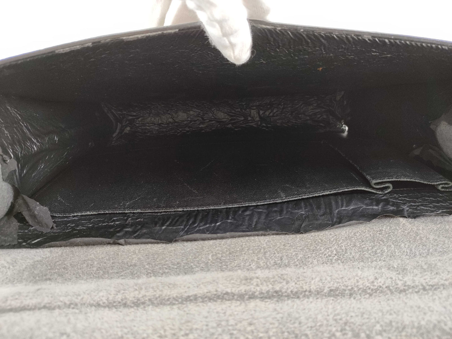 (10463_0040) LOUIS VUITTON Taiga Business Bag Business Bag