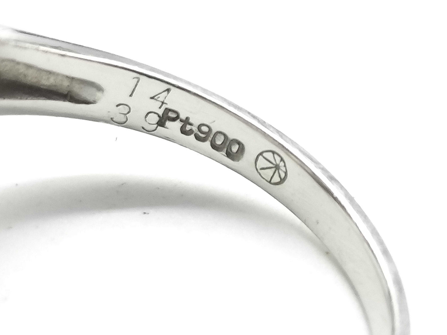 D0.14ct/0.39ct Pt900 5.8g Ring