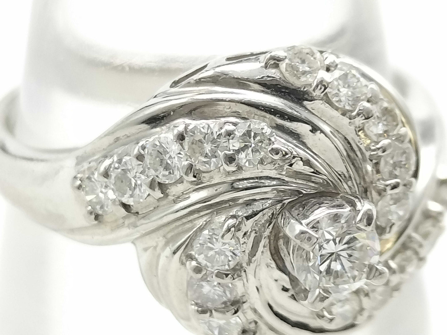D0.14ct/0.39ct Pt900 5.8g Ring