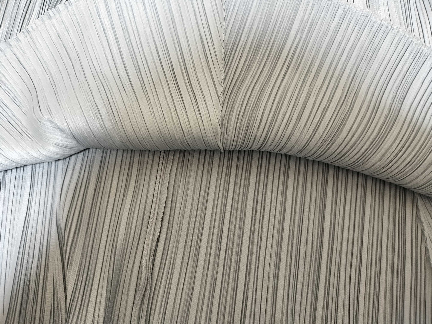 ISSEY MIYAKE Pleats Please/PP11-JG168/Skirt/Silver Skirt