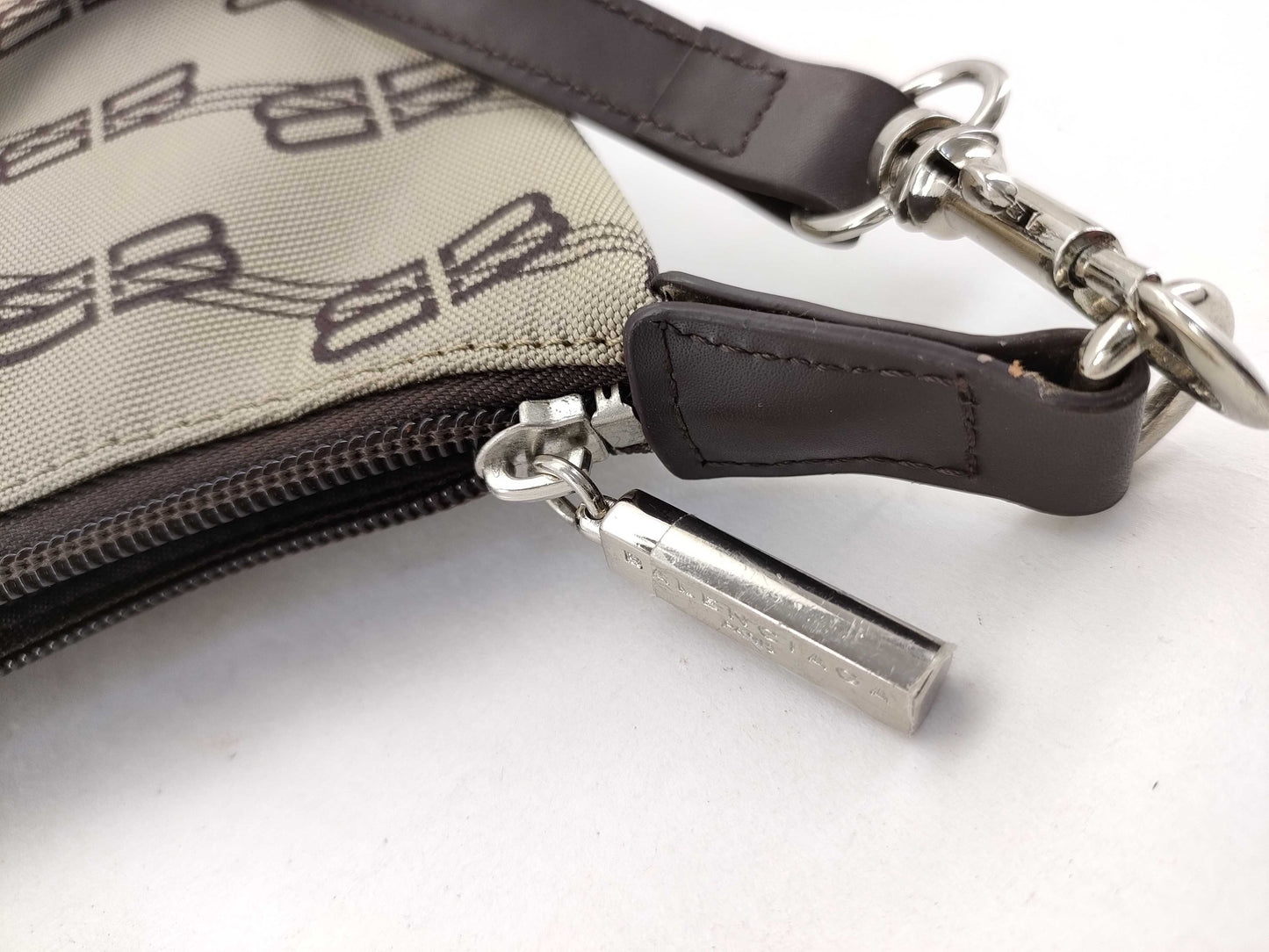 (10460_0215) BALENCIAGA Accessory Pouch One Shoulder BB All-Over Shoulder Bag