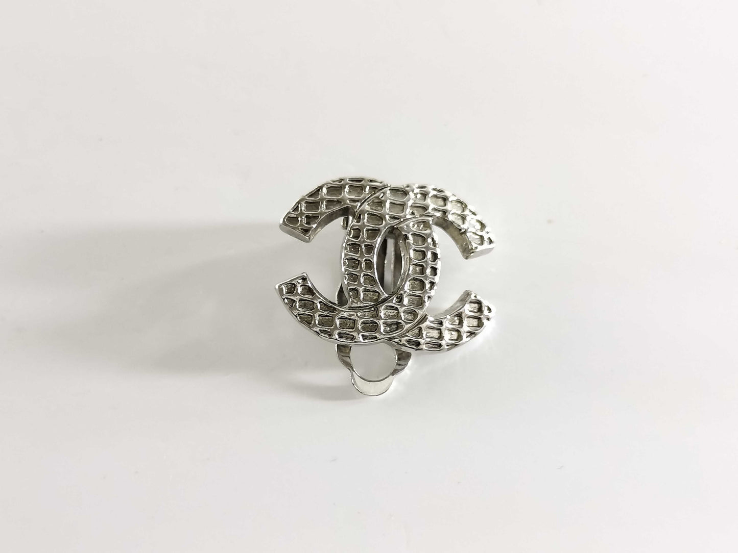 CHANEL Coco Mark Coco Mark 00A Single Clip-on Earring