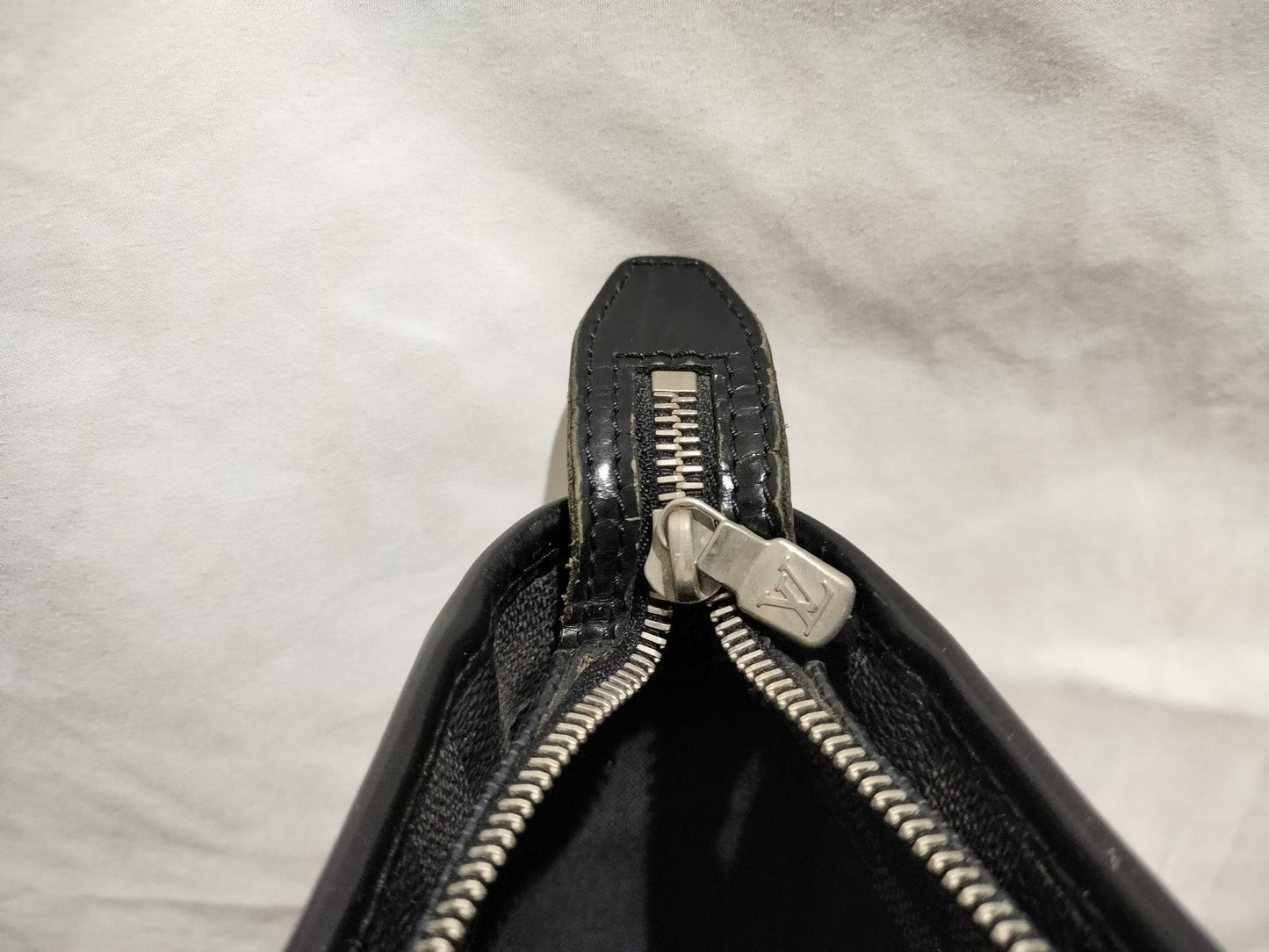 LOUIS VUITTON Damier Graphite Tadao Tote Bag
