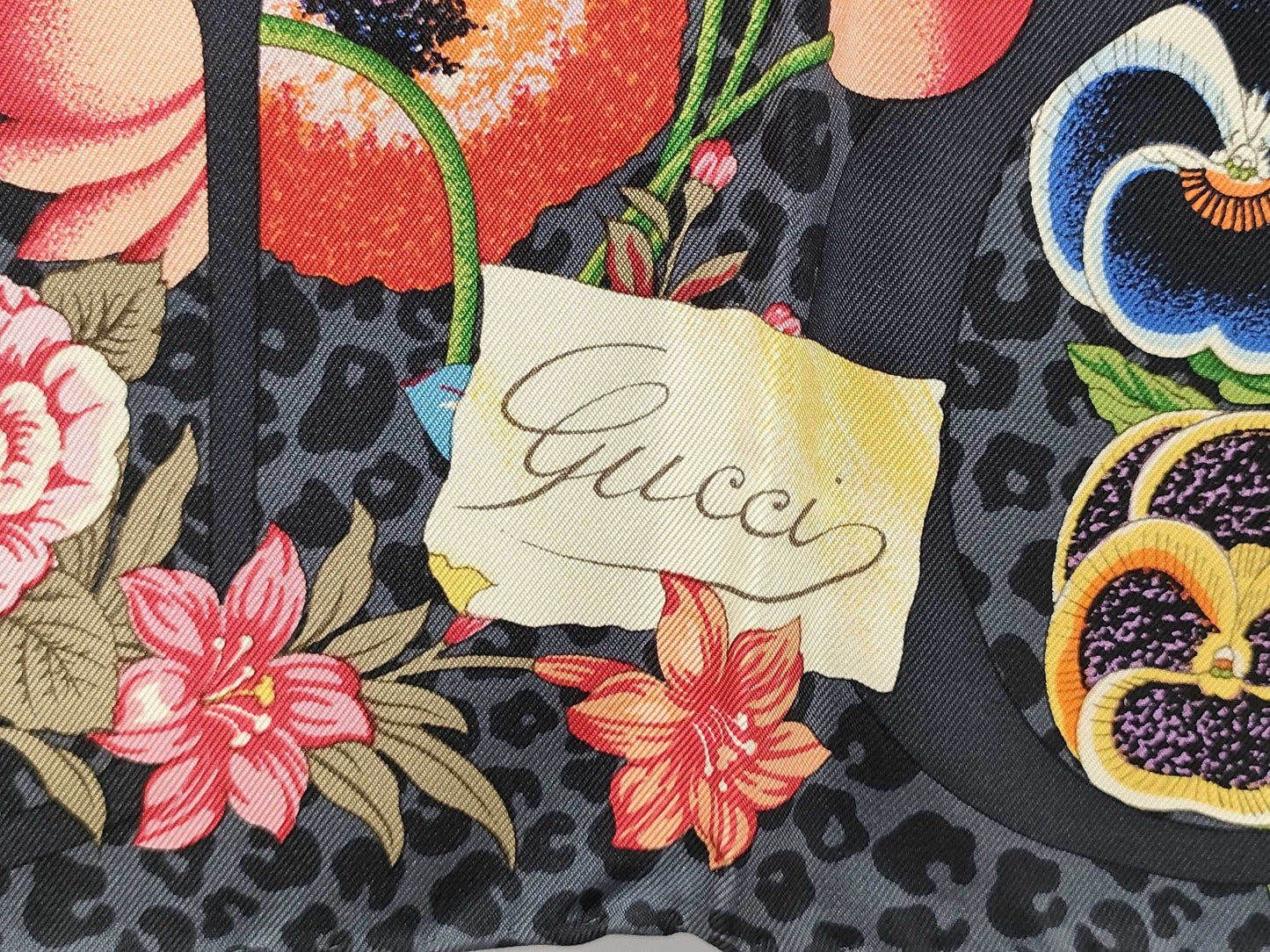 (10462_0163) GUCCI Scarf Floral Scarf