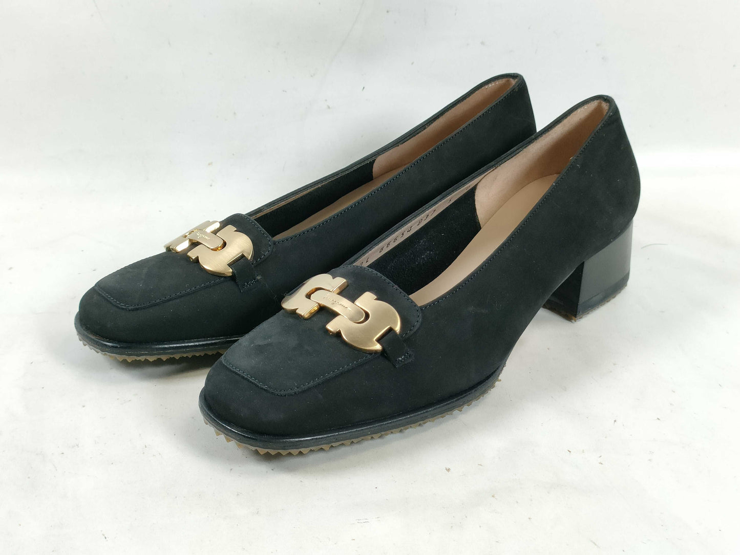 Salvatore Ferragamo Gancini pumps