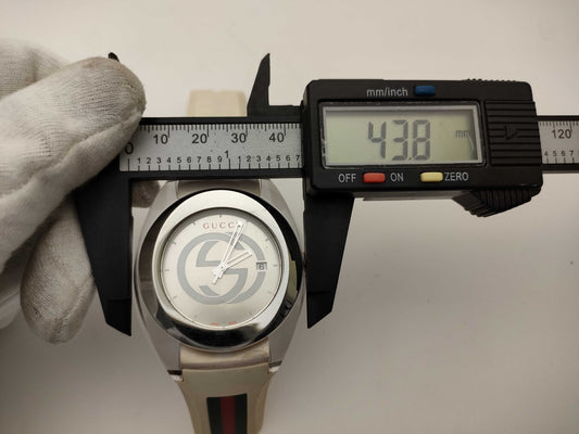 GUCCI 137.1 Men's Watch