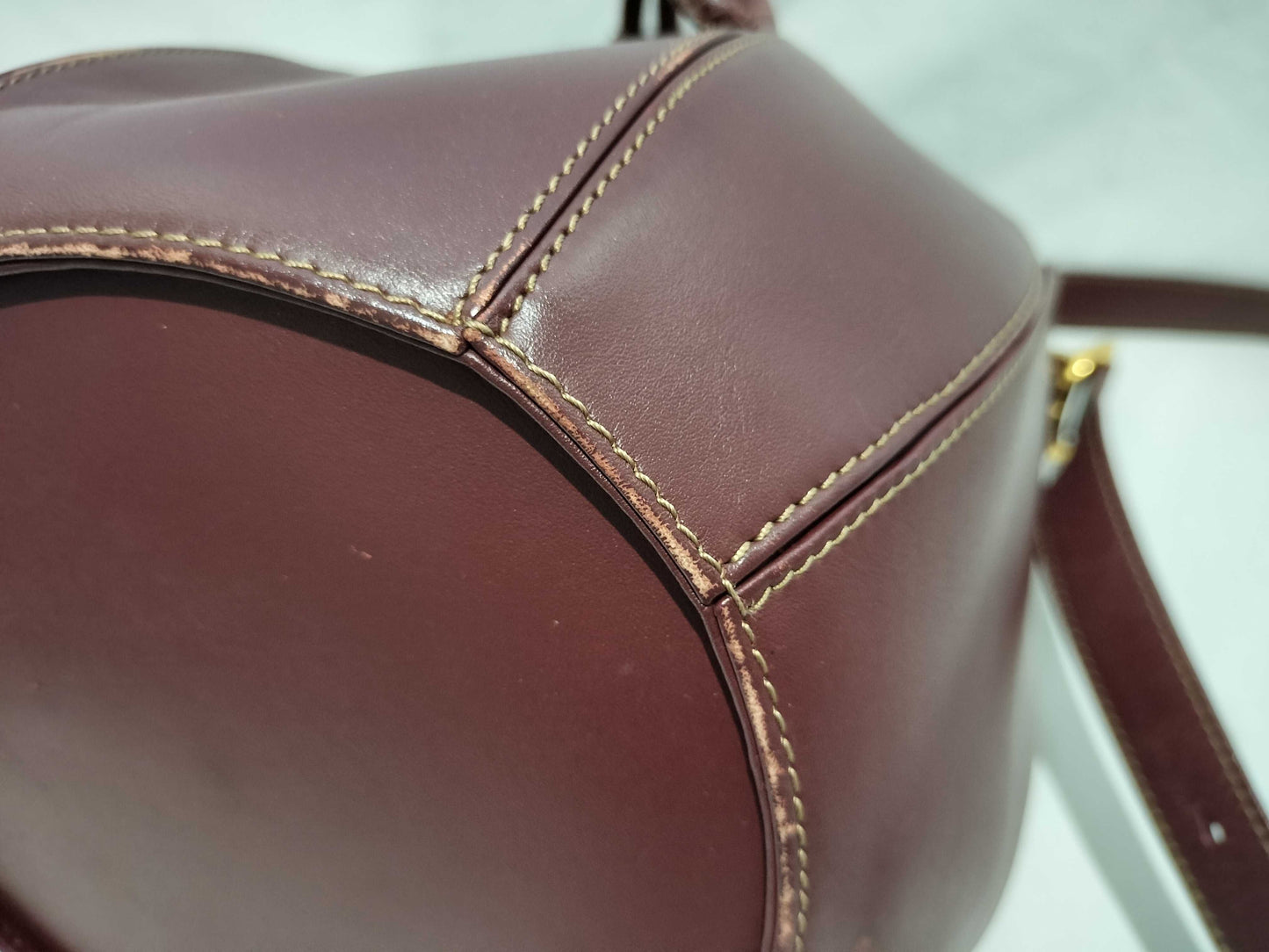 (10460_0121) Cartier Bordeaux Drawstring Shoulder Bag