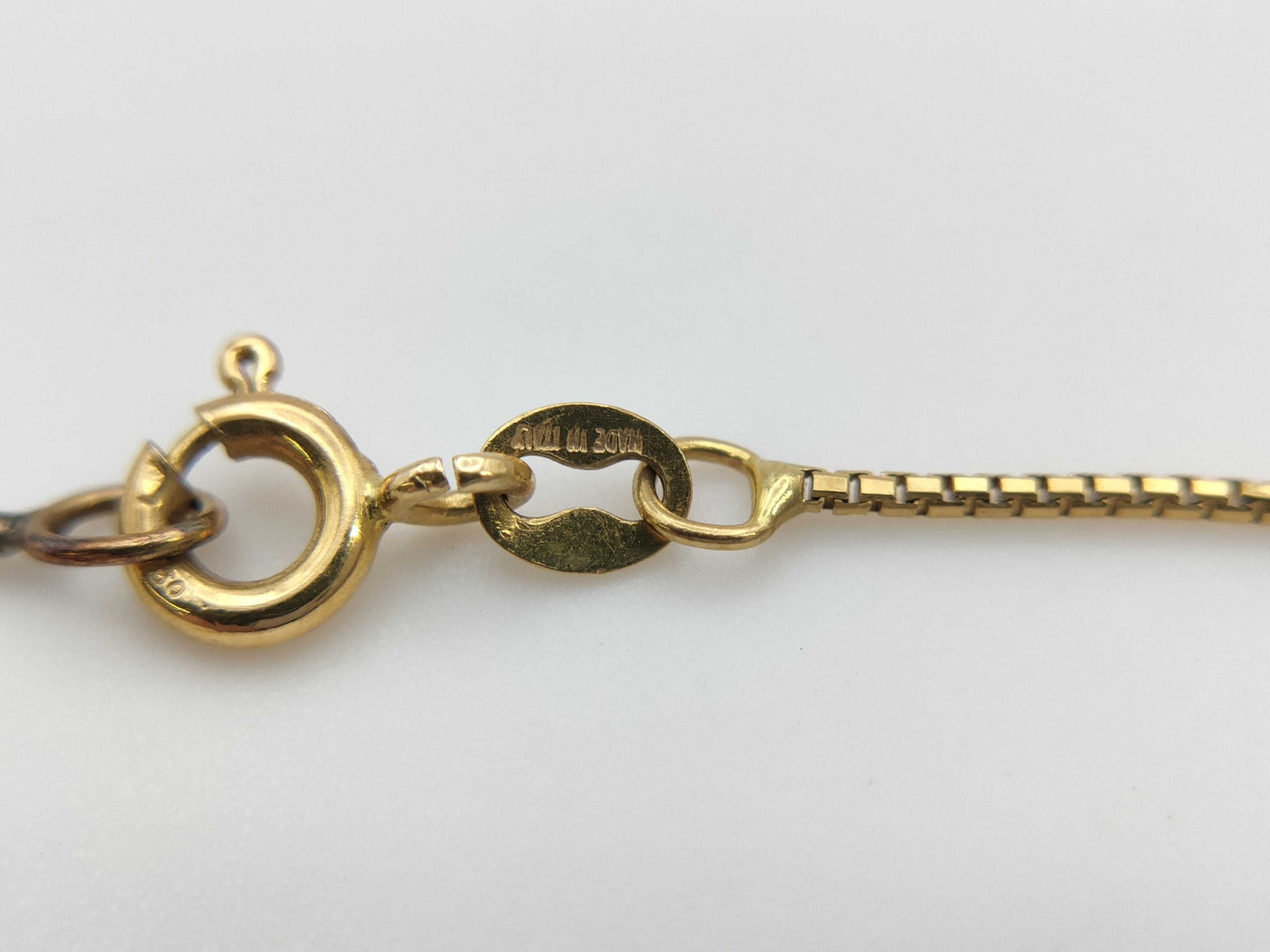 D0.10ct 750 4.0g Necklace