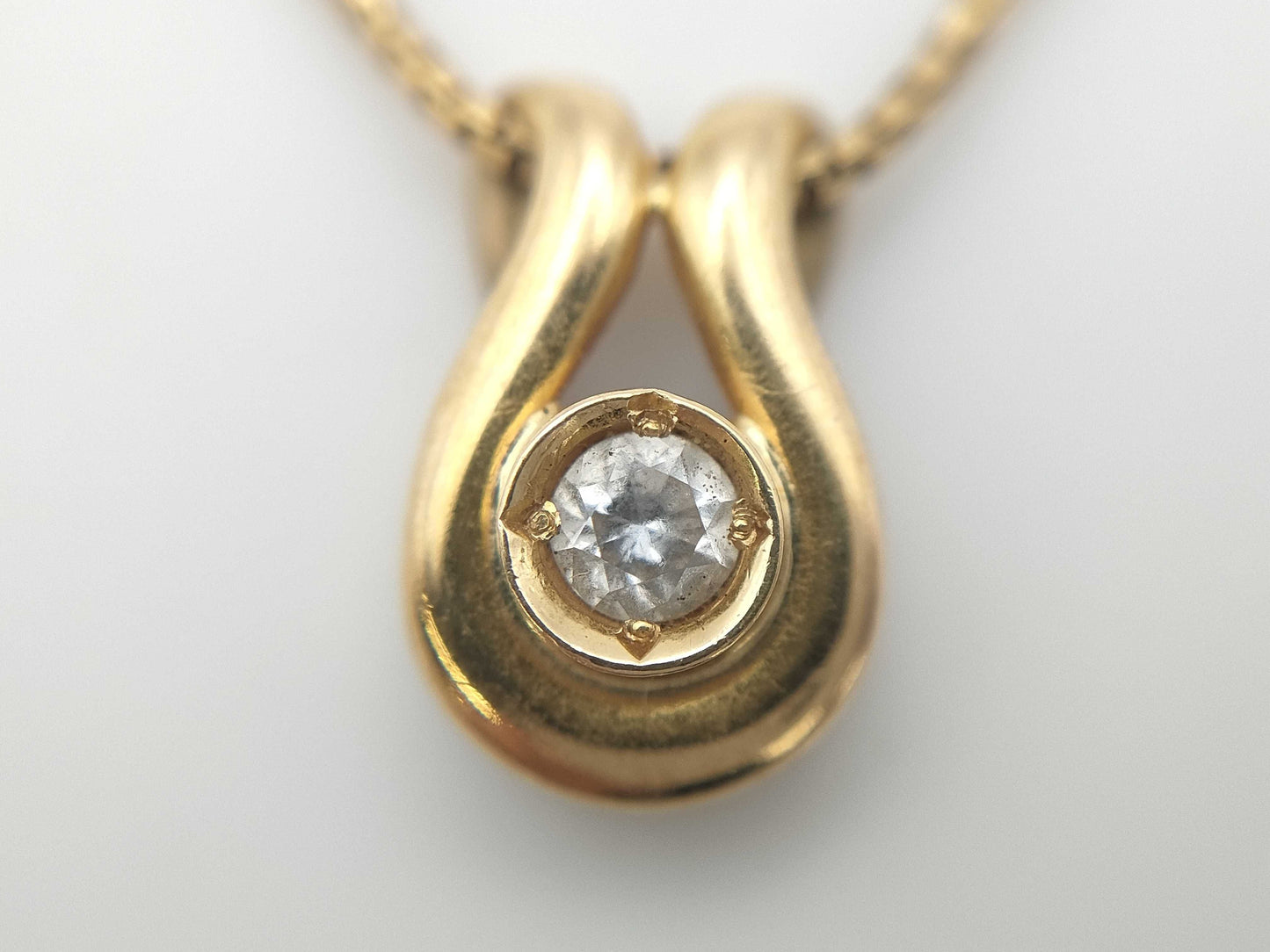 D0.10ct 750 4.0g Necklace