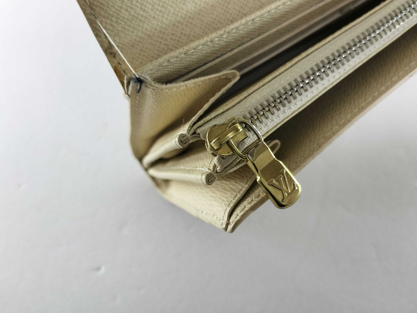LOUIS VUITTON Damier Azur N61735 Portefeuille Sarah Wallet