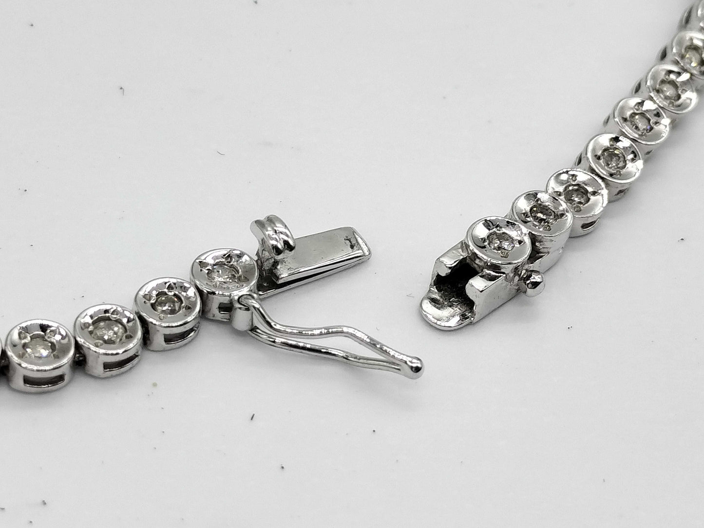D1.00ct. Pt850 9.1g Bracelet/Bangle