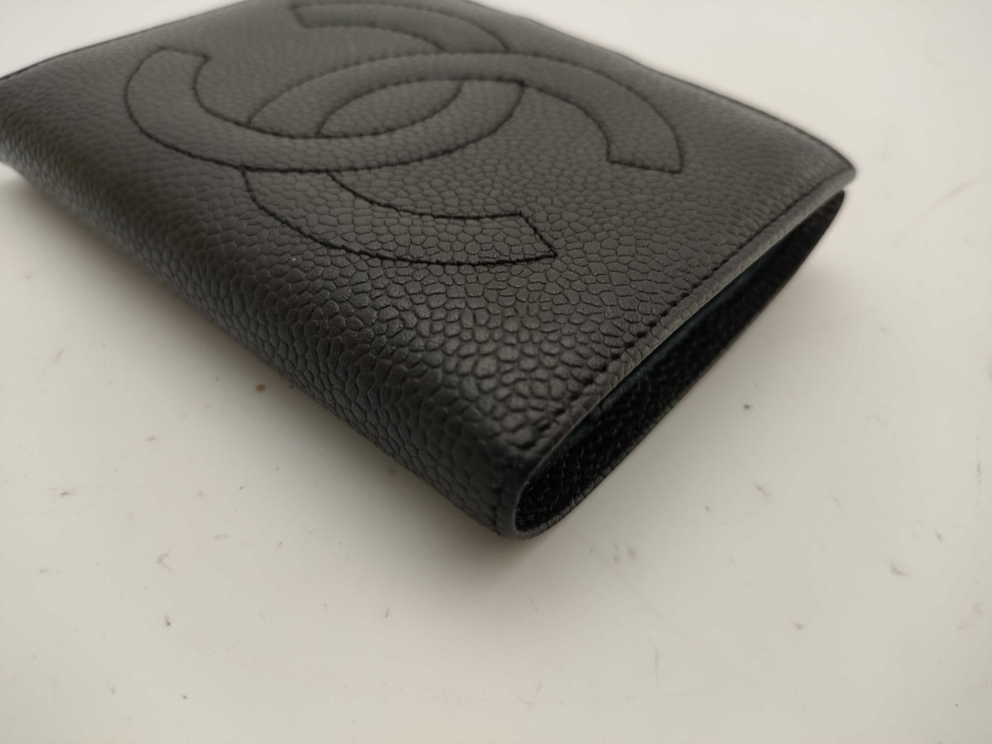 CHANEL Caviar Leather Folding Wallet with Coco Mark and Gold Hardware