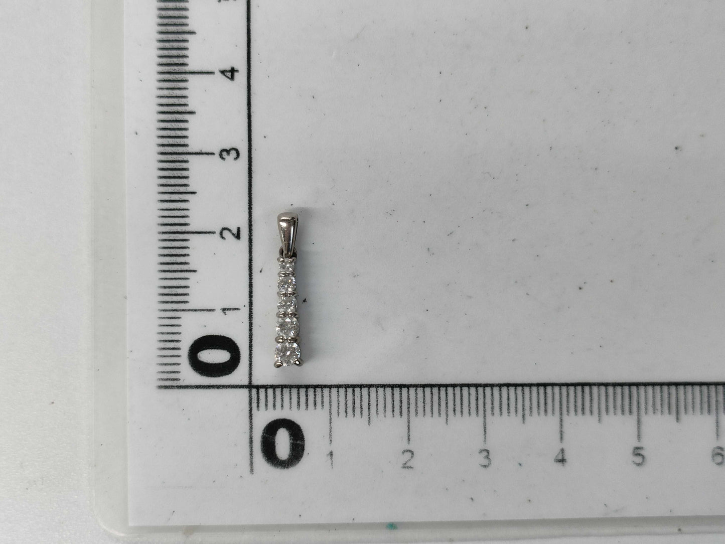 D0.32ct K18WG 1.1g Pendant Top