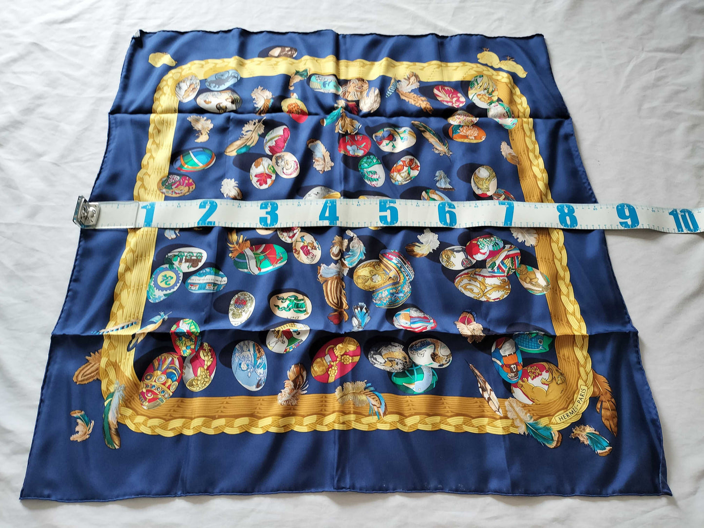 HERMES Carré 90 Hermes Egg Scarf