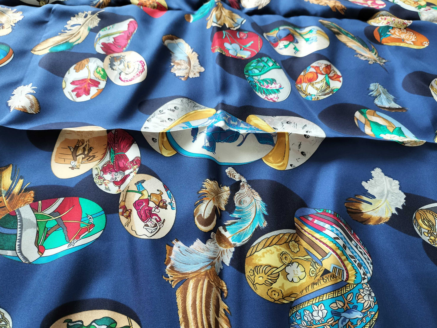 HERMES Carré 90 Hermes Egg Scarf