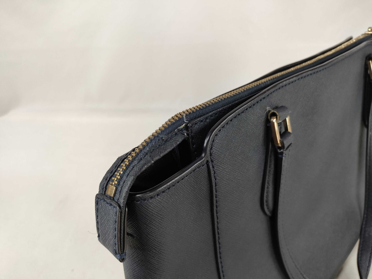Tory Burch Leather 2-Way Shoulder Bag/Handbag