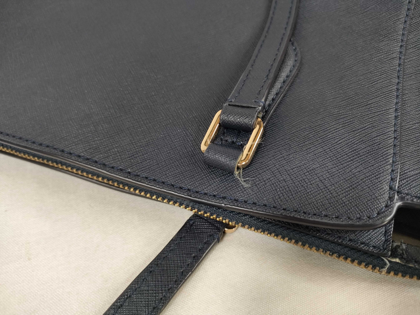 Tory Burch Leather 2-Way Shoulder Bag/Handbag