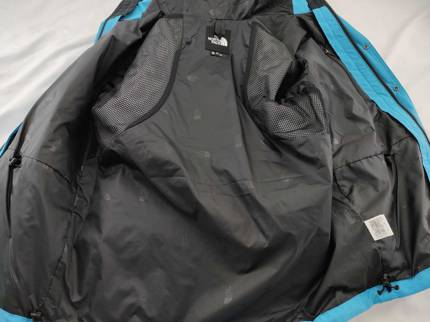 THE NORTH FACE Mountain Light Jacket NP11834 Jacket