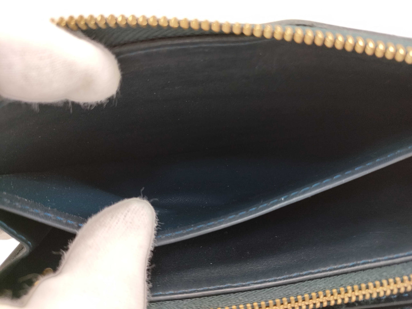 LOUIS VUITTON Vernis Zippy Wallet