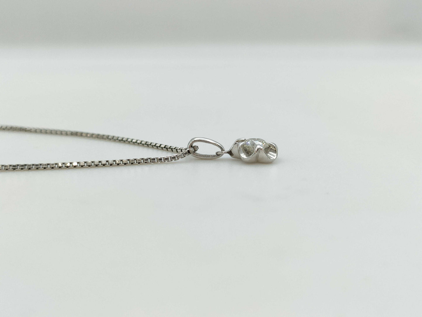 D0.3525ct PT850 5.5g Necklace