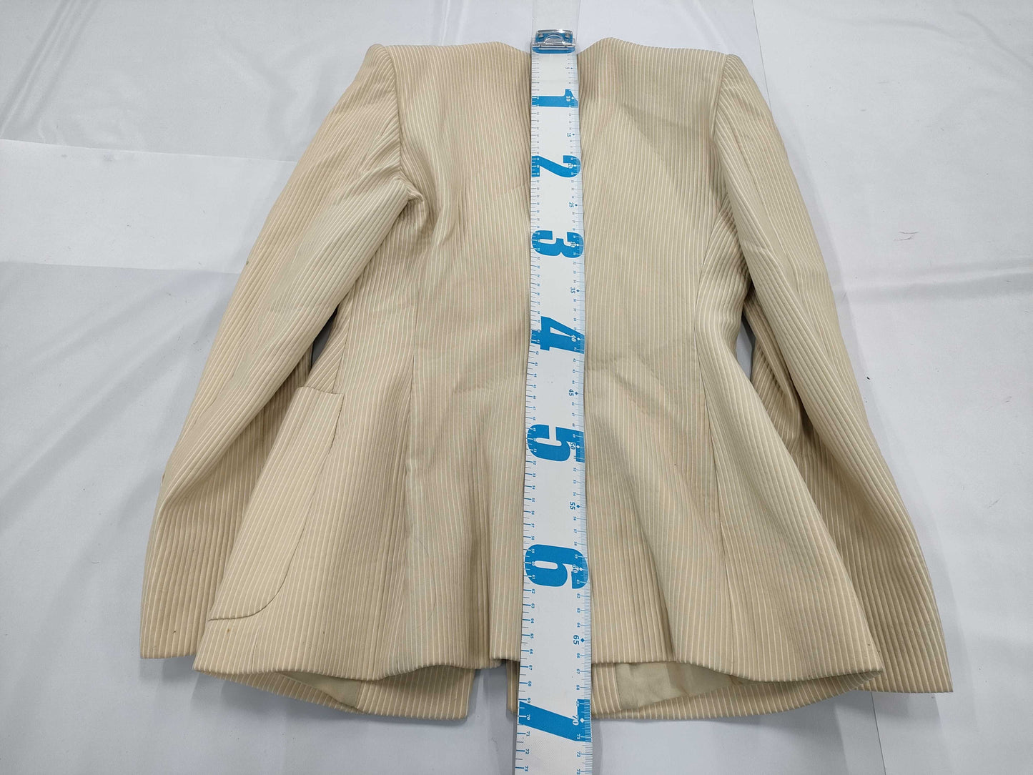 CHANEL 01P Jacket with pen marks