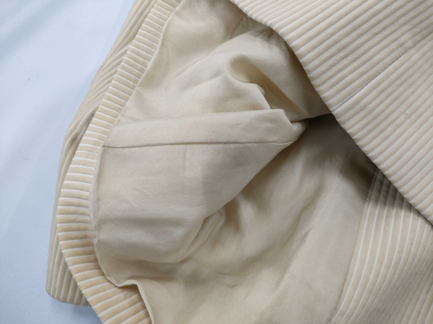 CHANEL 01P Jacket with pen marks