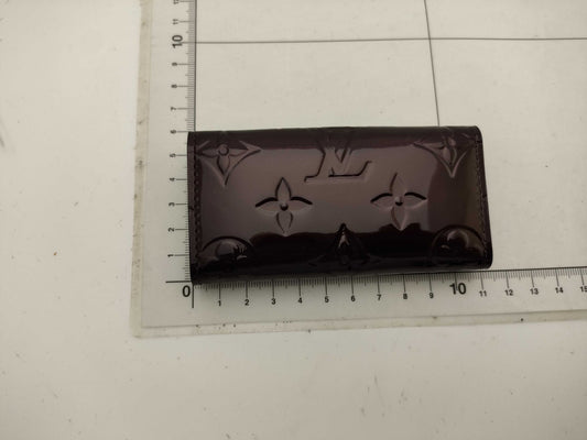LOUIS VUITTON Vernis Multicle 4 Key Case/Key Holder