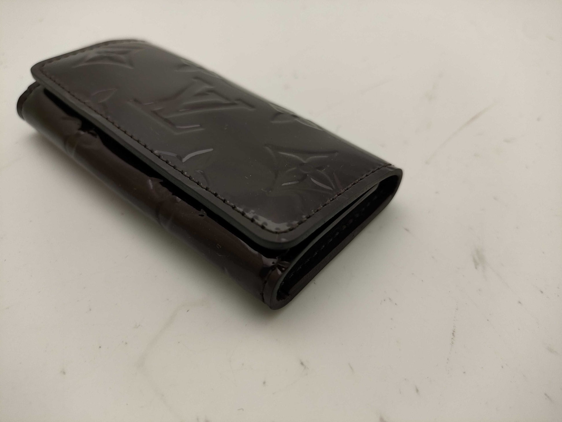 LOUIS VUITTON Vernis Multicle 4 Key Case/Key Holder