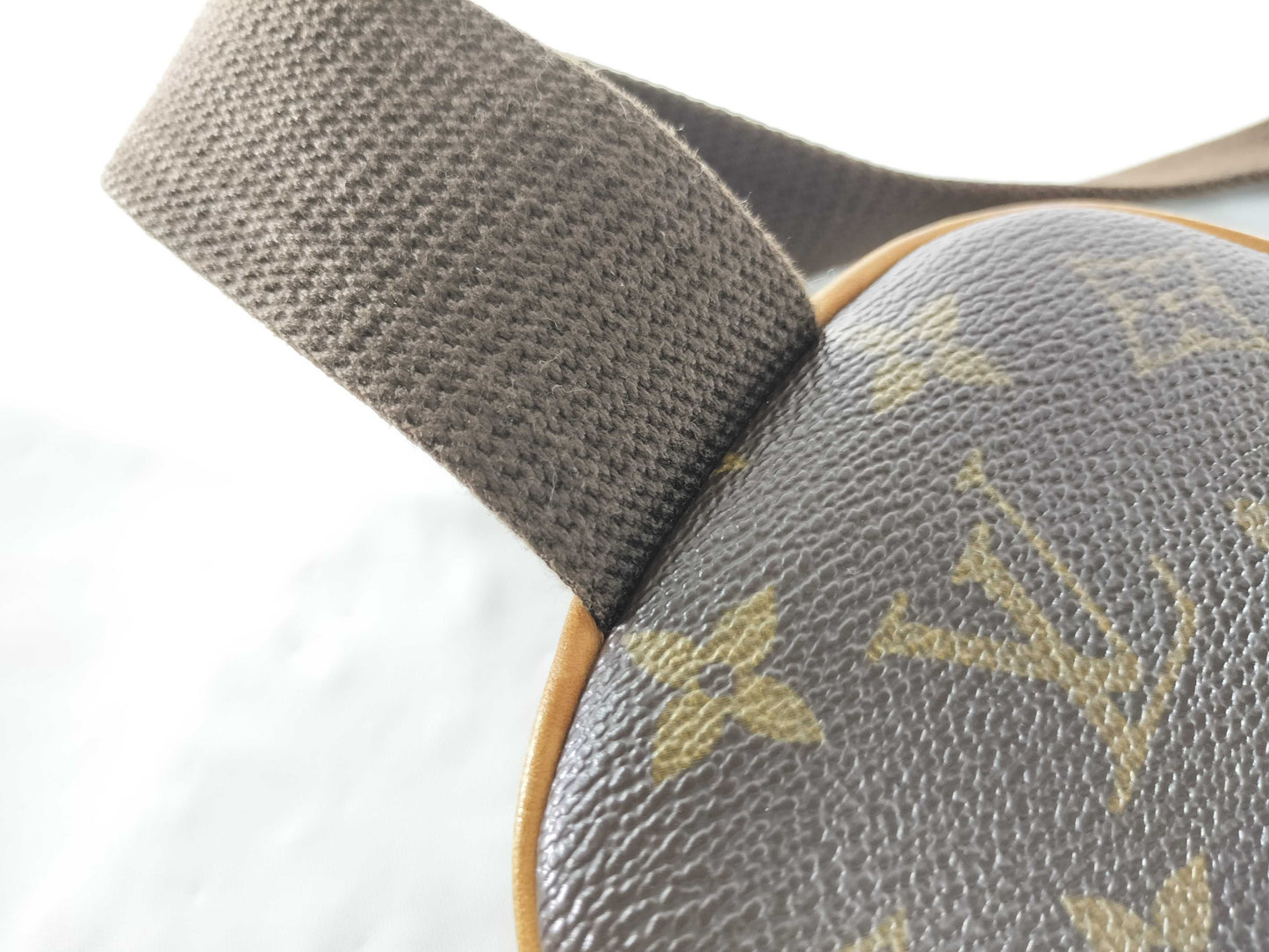 LOUIS VUITTON Monogram M51870 Pochette Ganjou Shoulder Bag