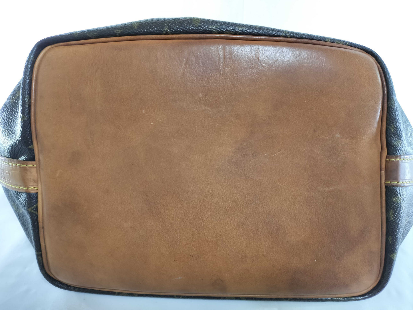 LOUIS VUITTON Monogram M42224 Noe Tote Bag