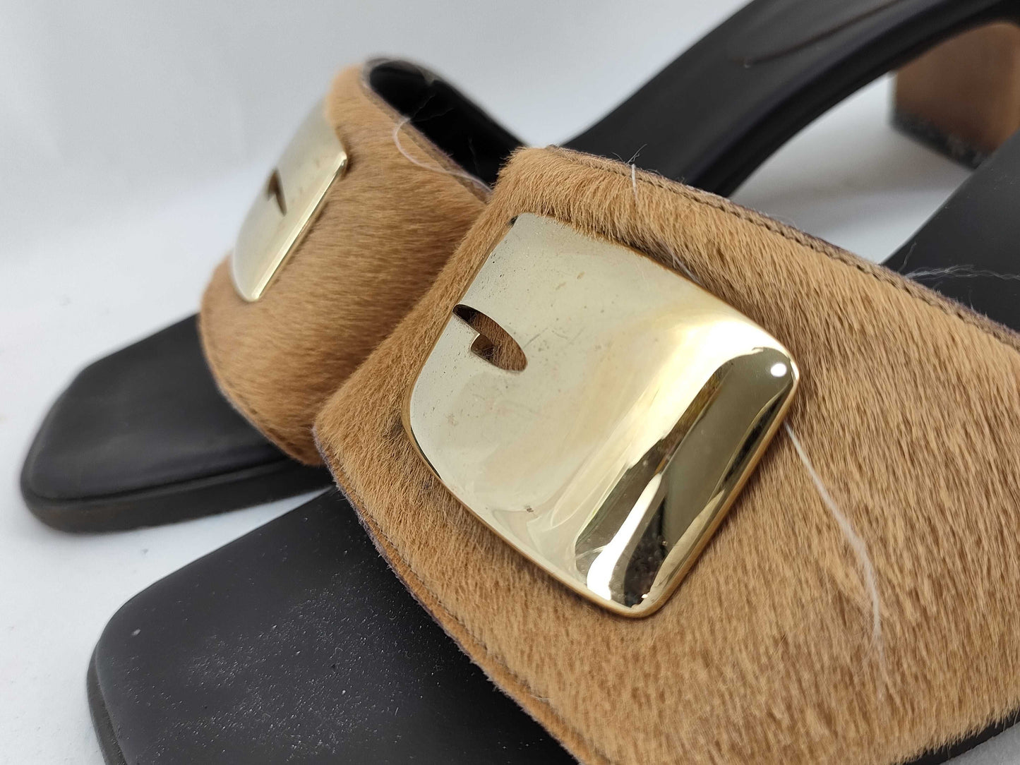 GUCCI Harako G Hardware Sandals
