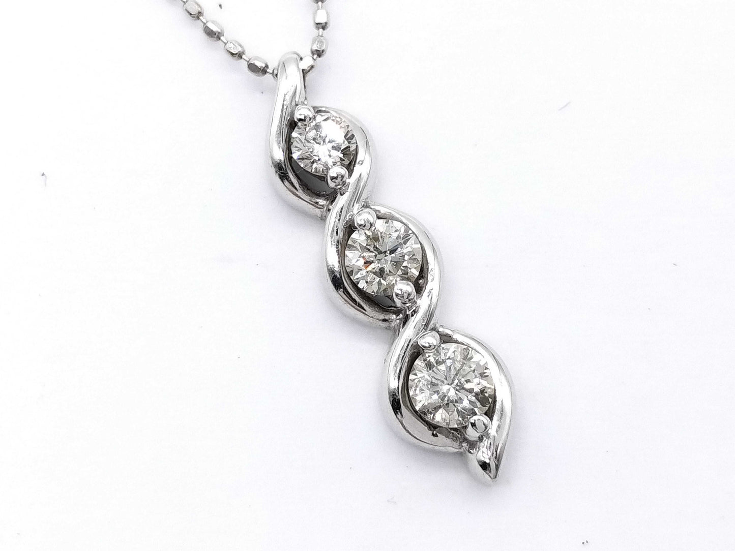 D0.40ct K18WG 3.5g Necklace