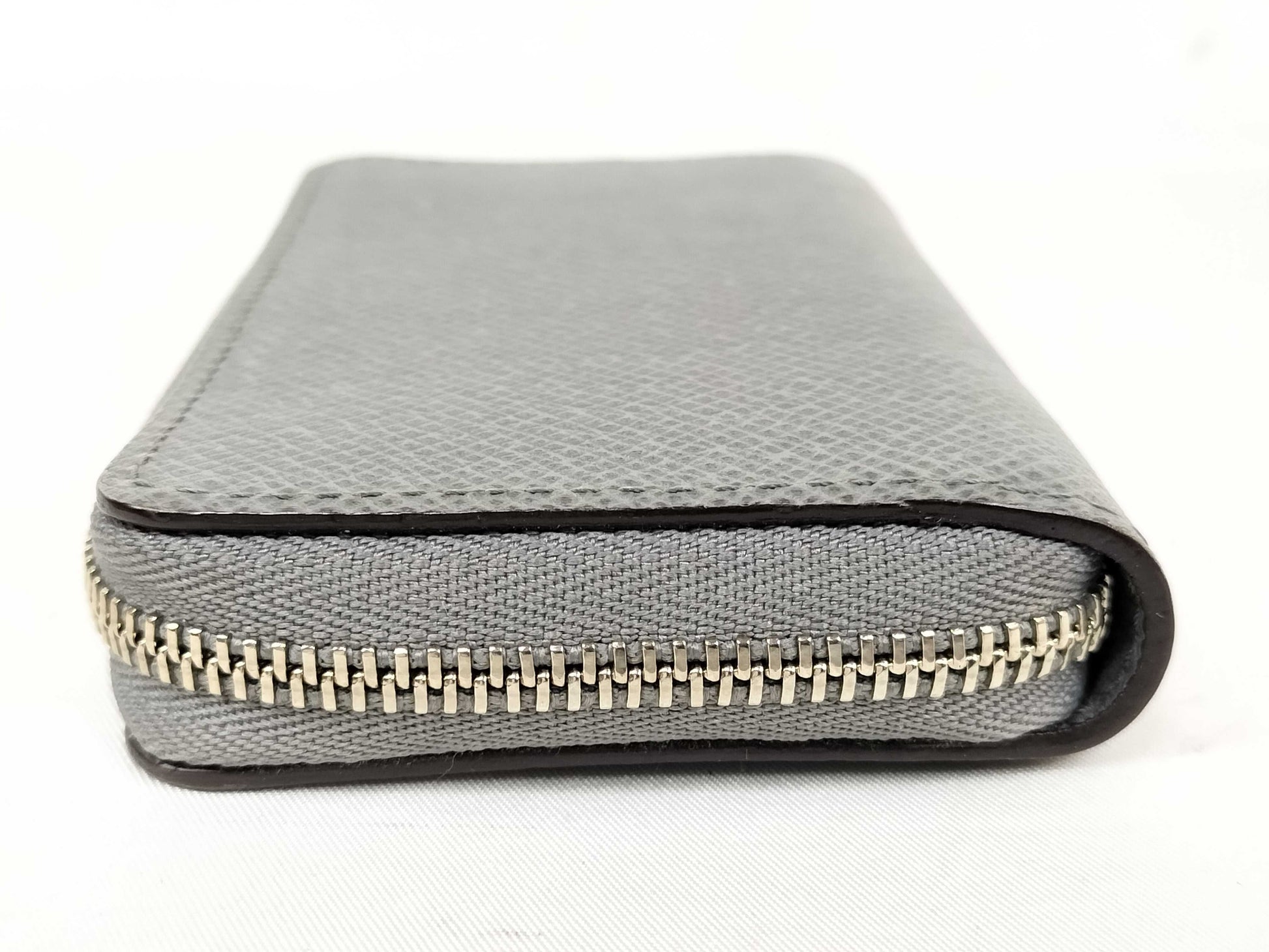 LOUIS VUITTON Taiga Coin Case Taiga Coin Case