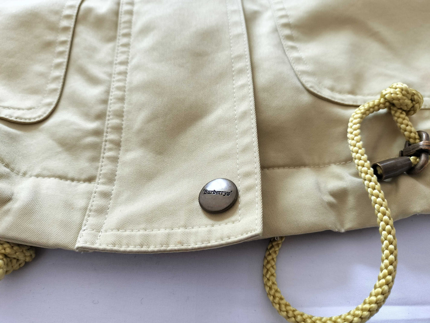 BURBERRY coat with detachable inner lining