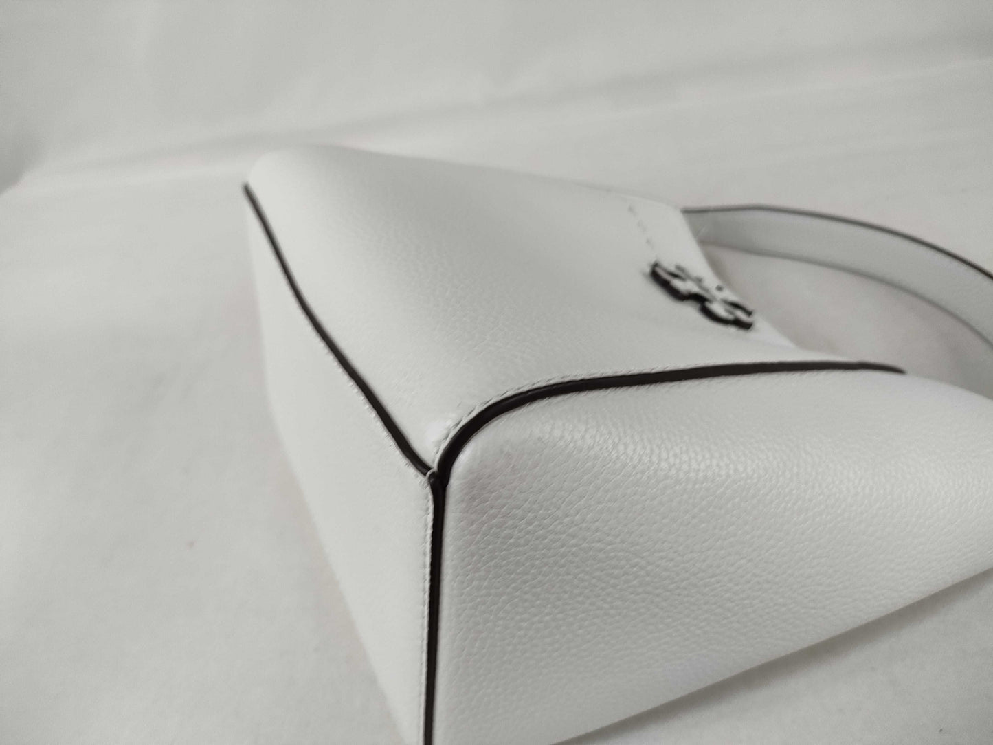 Tory Burch Leather 2-Way Bag Handbag