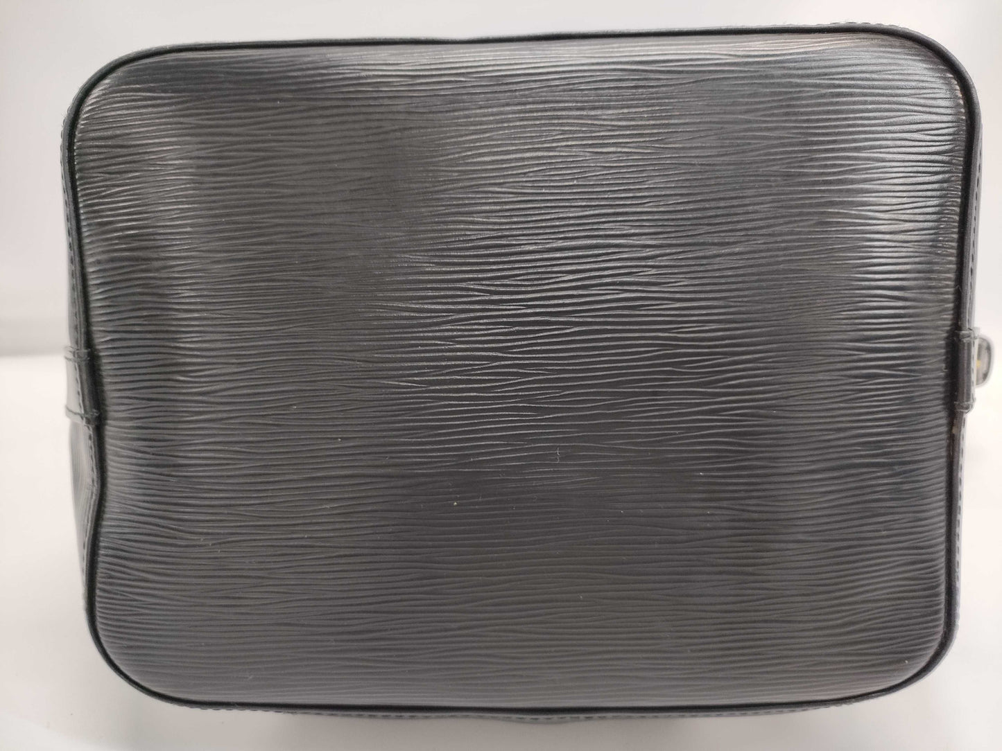 LOUIS VUITTON Epi Petit Noe Shoulder Bag