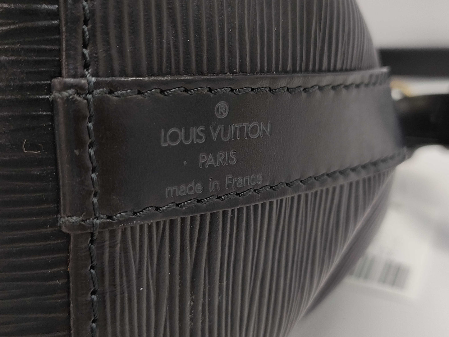 LOUIS VUITTON Epi Petit Noe Shoulder Bag