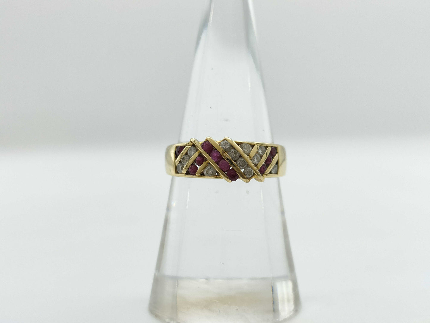 Ruby and Diamond 750 3.4g Ring