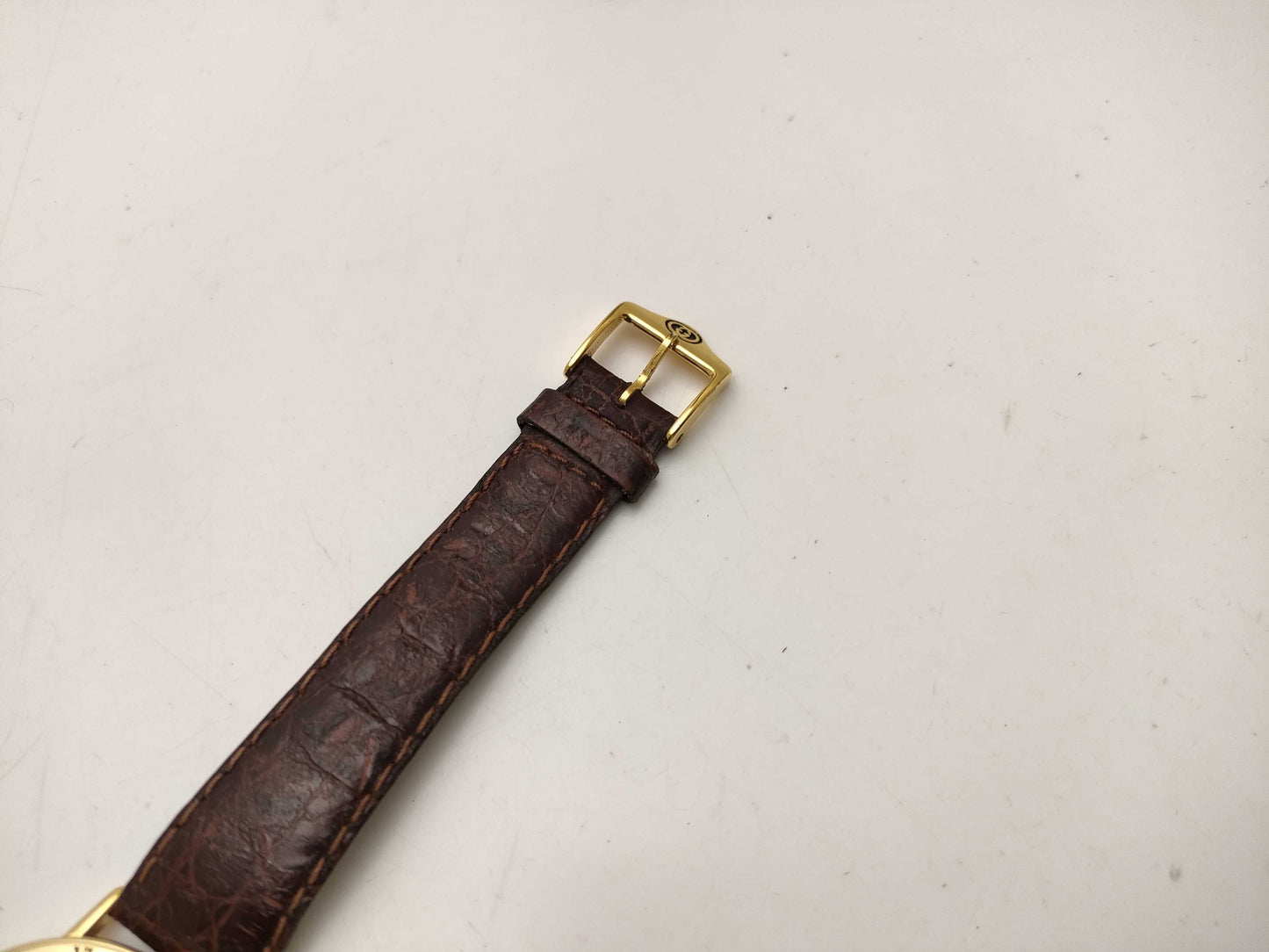 GUCCI Gold Watch 3000 2M Women's Watch