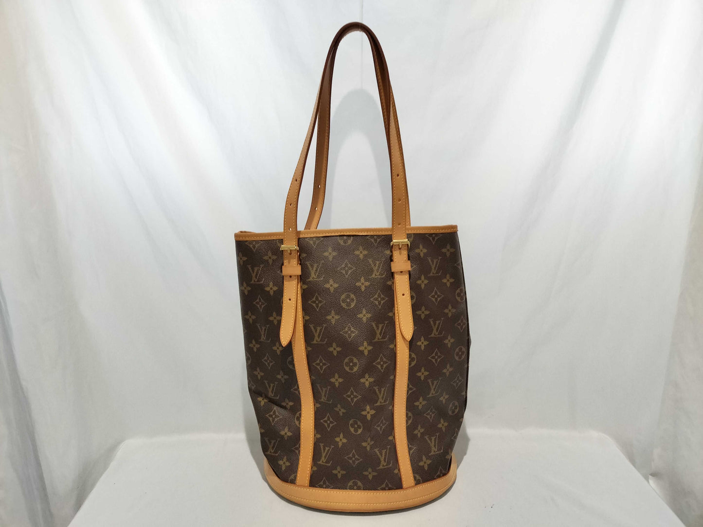 LOUIS VUITTON Monogram Bucket GM Tote Bag