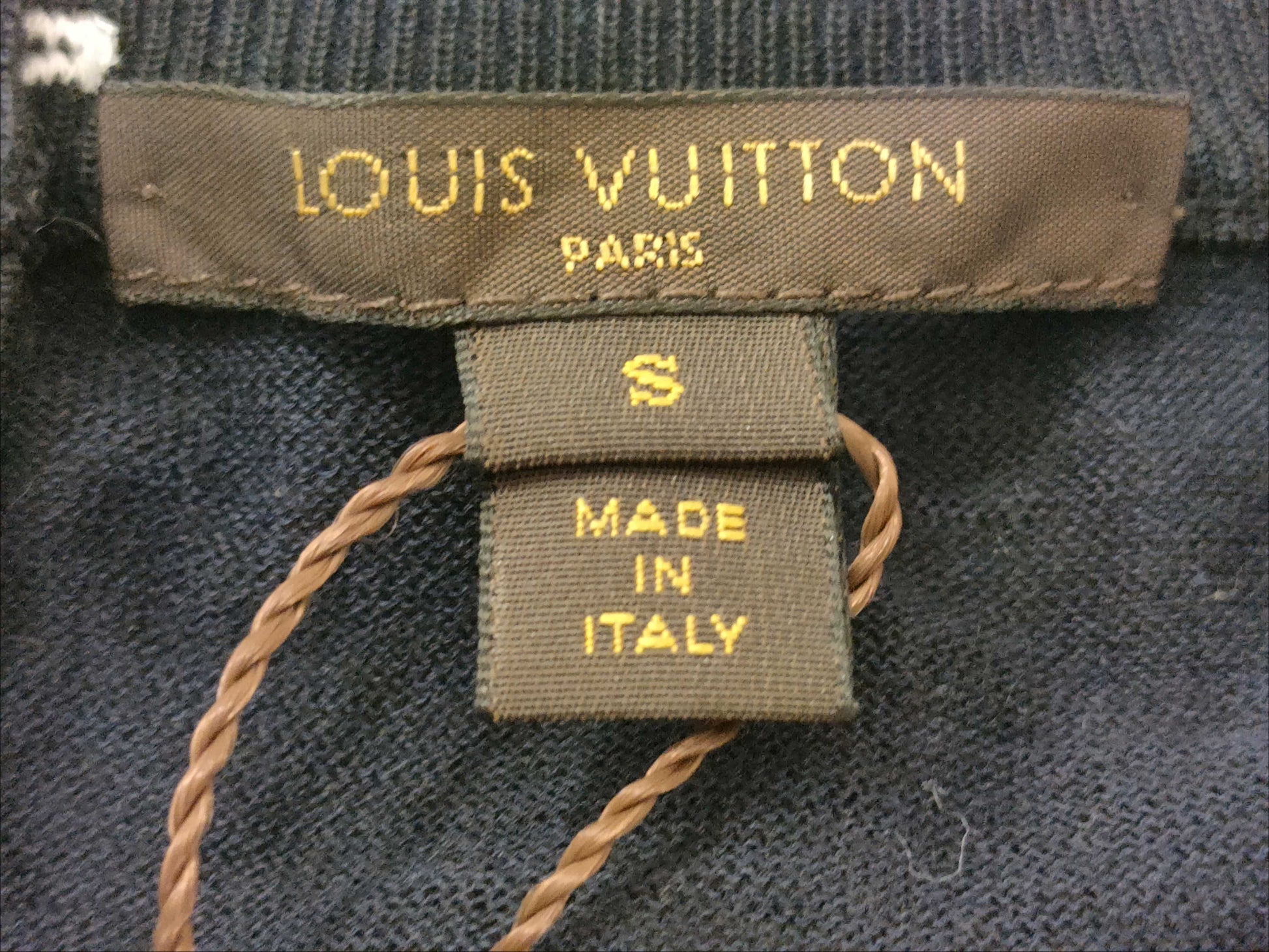 LOUIS VUITTON Sleeveless Knit Top with Tag