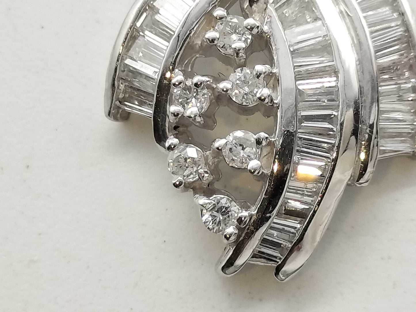 D0.55ct PT900 2.7g Pendant Top