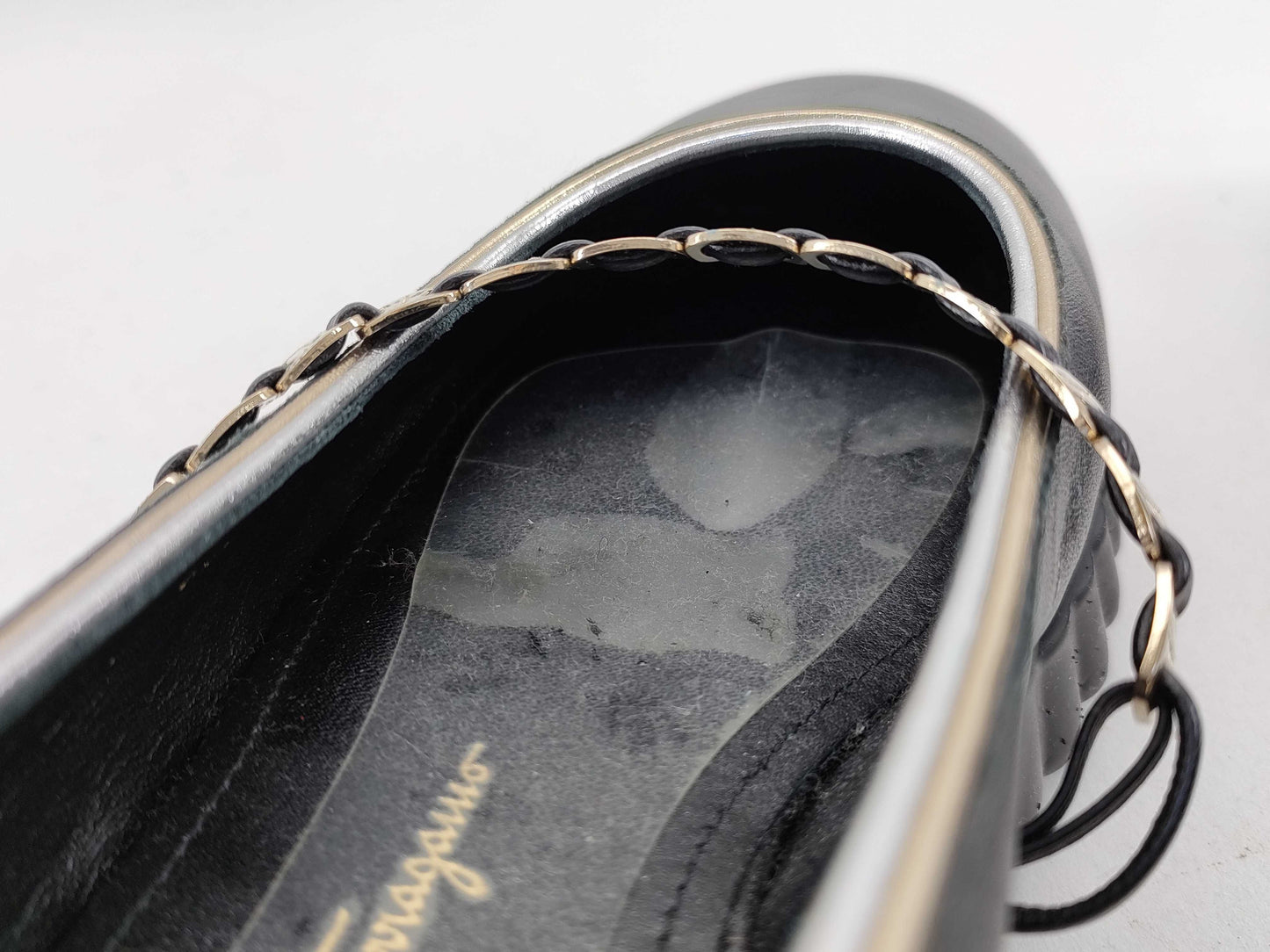 Salvatore Ferragamo Vara Vara Chain Pumps