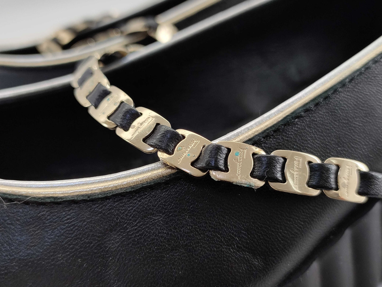 Salvatore Ferragamo Vara Vara Chain Pumps