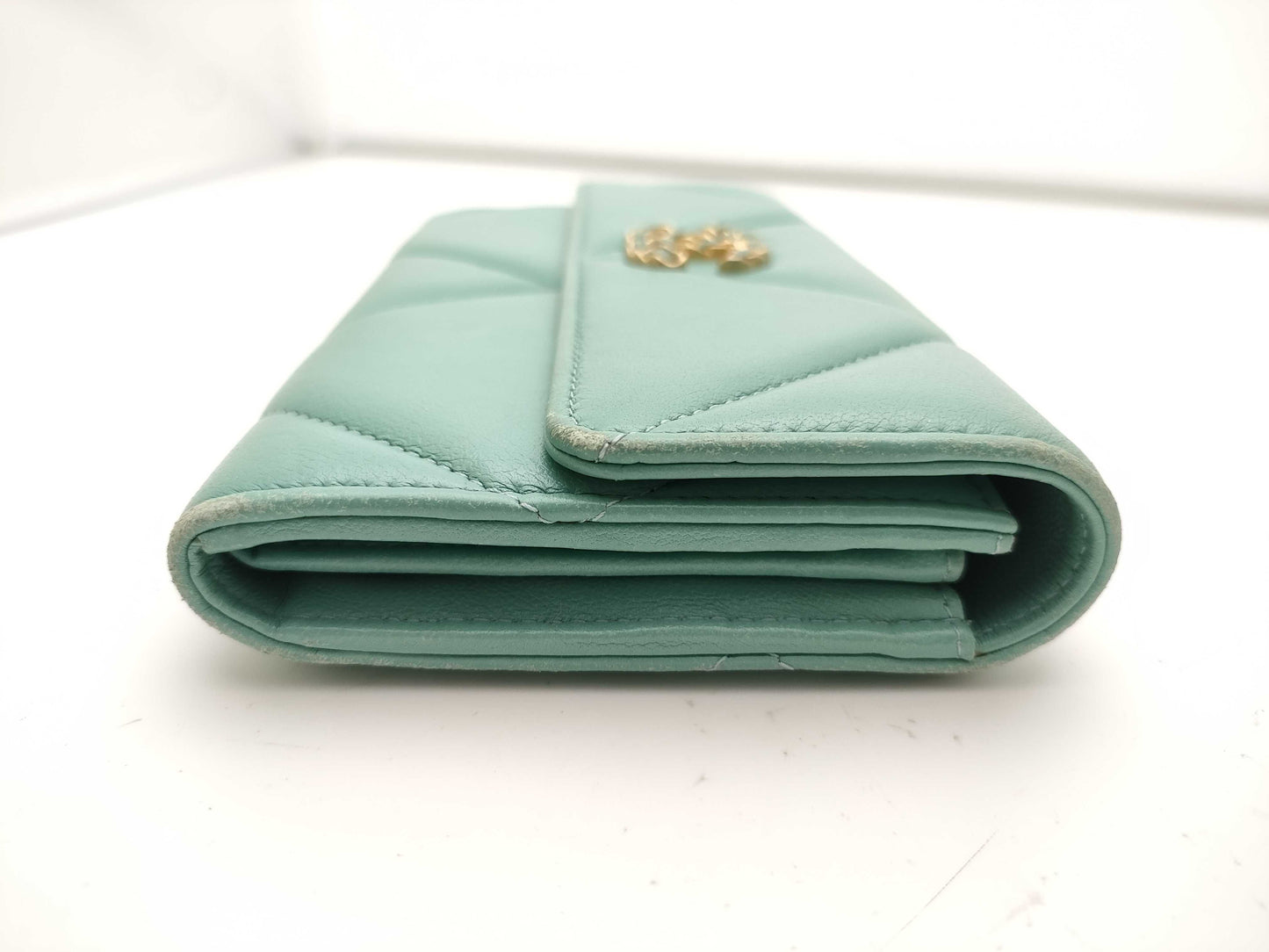 CHANEL Chanel 19 Long Wallet Light Green Wallet